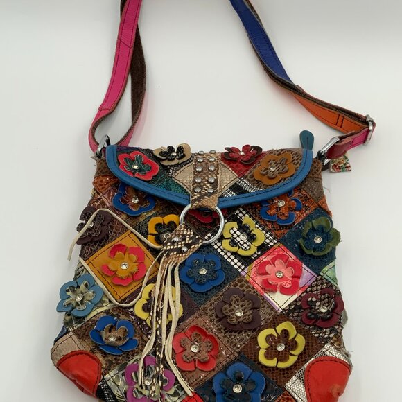 AmeriLeather Patchwork Flower Handbag Shoulder Strap Crossbody - Picture 4 of 8